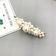 Load image into Gallery viewer, Hand made pearl Hair Clip