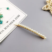 Load image into Gallery viewer, Hand made pearl Hair Clip
