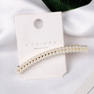 Woman elegant geometric pearl hairpins and hair clips